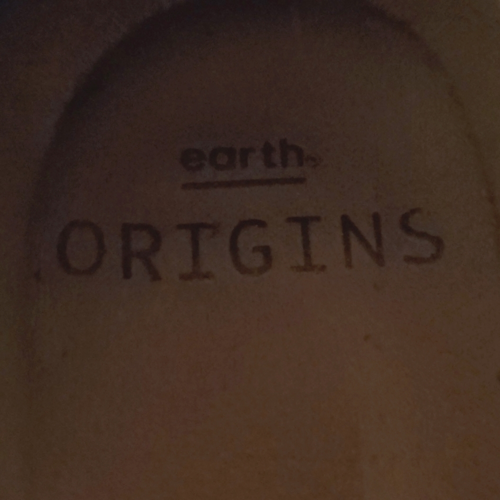 Earth origins Mary Jane blue suede shoe. 7 - Picture 8 of 9